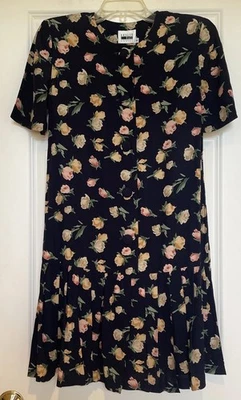 Vtg Leslie Fay Floral Front Button Shift Dress Size 8P Pleated Peplum Short Slv  - Image 1 of 4