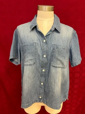 Camisa vaquera manga corta Lola River abotonada cambray para mujer talla grande” Foto 1 de 4