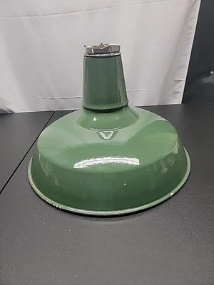 Vintage Green 14” Porcelain Enamel Barn Light Fixture /LOT 5A - Image 1 of 4