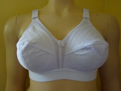 BH Büstenhalter Sassa 80 C weiß floral gemustert NEU! - Bild 1 von 4