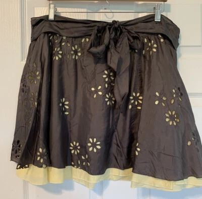 Falda de seda Tara Jarmon marrón grisáceo sobre amarillo recortes florales XL forrada en algodón Foto 1 de 4