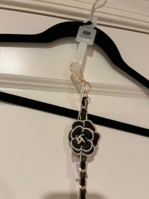 NOVO com etiquetas Most Wanted cinto de corrente dourado e preto - Imagem 1 de 4