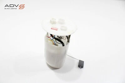 2017 - 2019 TOYOTA HIGHLANDER 3.5L FUEL GAS TANK PUMP UNIT OEM - Image 1 of 4