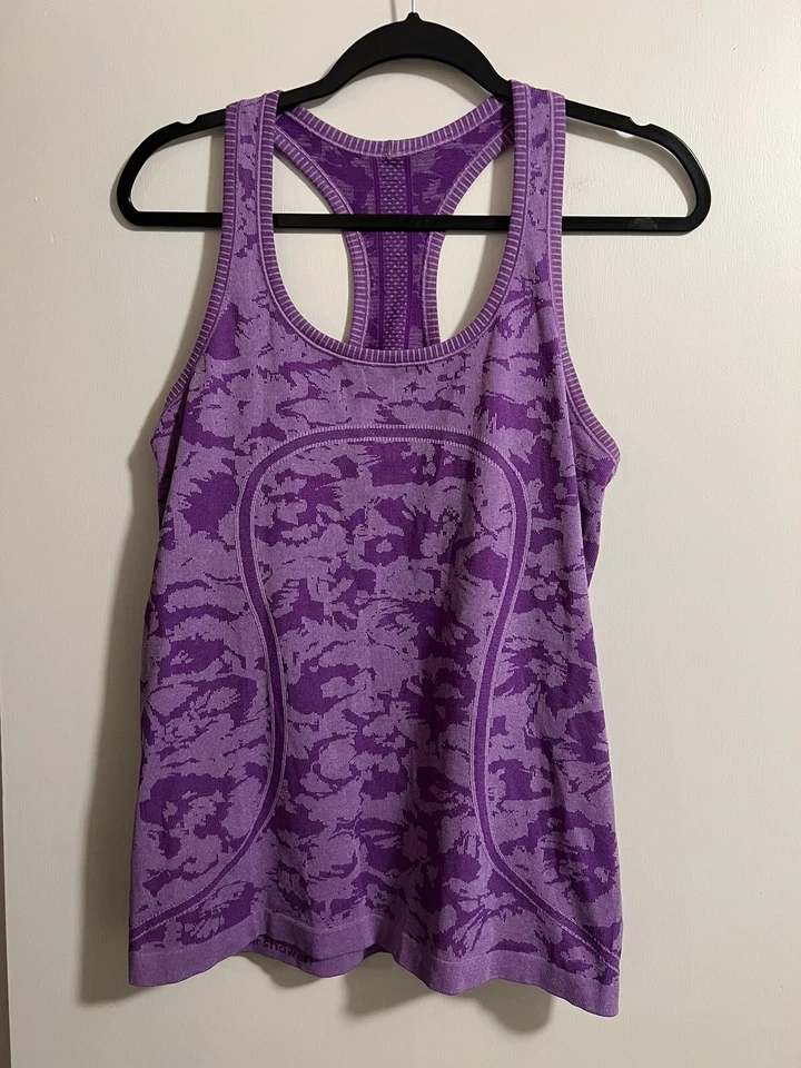 Camiseta sin mangas Lululemon para mujer púrpura camuflada tejida entrenamiento atlético talla 10 Foto 1 de 3
