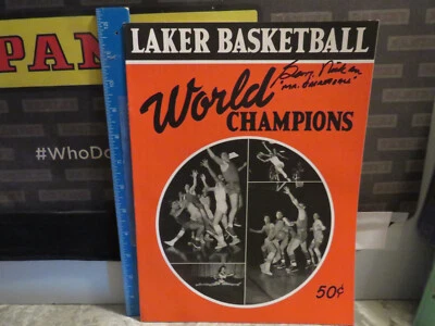 1950 MINNEAPOLIS LAKERS WORLD CHAMPIONS YEARBOOK GEORGE MIKAN AUTOGRAPH NM/MT  - Image 1 of 4
