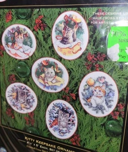 Dimensions Gold Collection Kitty Keepsake Ornaments Counted Cross Stitch Kit - Picture 1 of 4