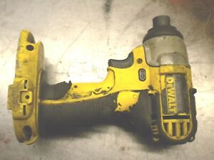 Dewalt DC835 1/4" 14.4v Cordless Impact Driver (Tool Only) WORKS GREAT