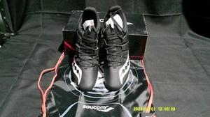 Saucony Showdown5 S29072-2 Sz 13 Black - Picture 1 of 8