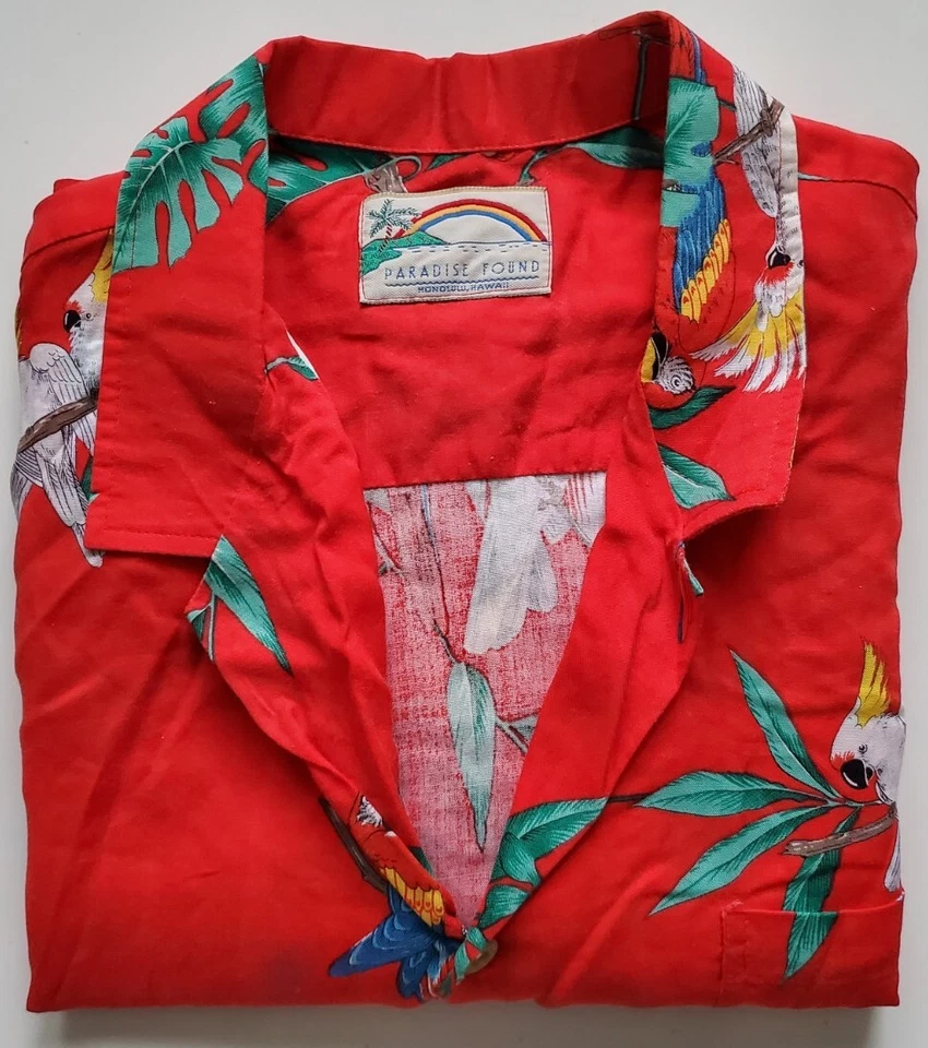 Camisa De Colección Paradise Found Hawaiian Red Guacamayo Loro Magnum P.I. Tom Selleck XL. Foto 1 de 4