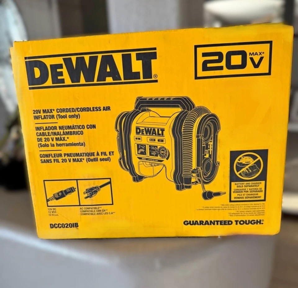 Inflador portátil eléctrico inalámbrico DEWALT DCC020IB 20V MAX (solo herramienta) Foto 1 de 4