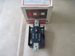 Cutler Hammer 10250H2538 Rotary Control Switch, Run Off Auto, 600V, NOS - Picture 1 of 5