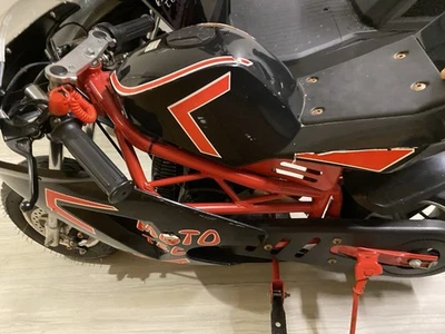 MotoTec Gas Pocket Bike GT 49cc 2-Stroke - Red - Image 1 of 4