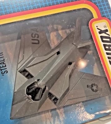 Matchbox 1989 Skybusters SB-36 Lockheed F-117A Stealth Fighter USAF Foto 1 de 4