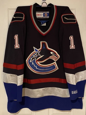 Roberto Luongo Vancouver Canucks Jersey CCM XXL Cover