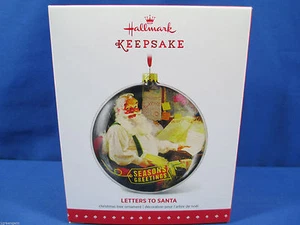 Hallmark BRIEFE AN WEIHNACHTSMANN Claus Jahreszeiten Grüße Weihnachten ORNAMENT - Neu im Karton - Bild 1 von 1
