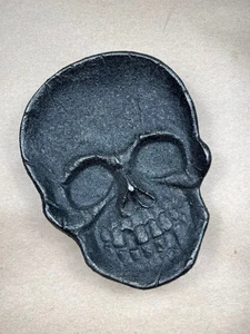 HomArt Cast Iron Skull dish - Picture 1 of 4