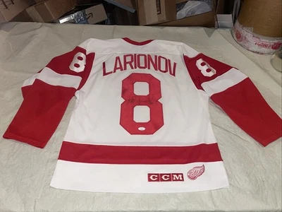 Authentic Jsa Auto Igor Larionov Detroit Red Wings Jersey Mens Small Ccm Clean - Image 1 of 4
