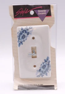 VINTAGE Delft-Style Ceramic SWITCH PLATE COVER AMERICAN TACK HARDWARE FLORAL Blu - Picture 1 of 14