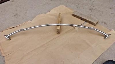 Barra de montaje de faros Ford 1932 cromada original Foto 1 de 4