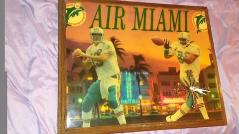MIAMI DOLPHINS WALL CLOCK AIR MIAMI CLOCK  DAN MARINO K. JACKSON BRILLIANT COLOR Cover