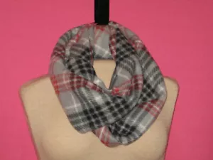 Bufanda de capucha/infinito hecha a mano - lana - multicolor - cuadros - talla única - Imagen 1 de 2