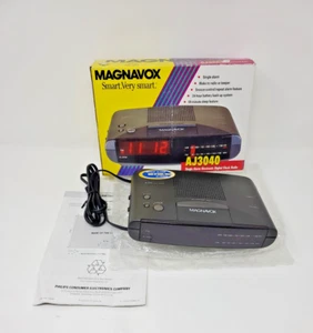 Vintage Magnavox AJ 3040/17 AM/FM Dual Alarm Clock Radio Works - Picture 1 of 6