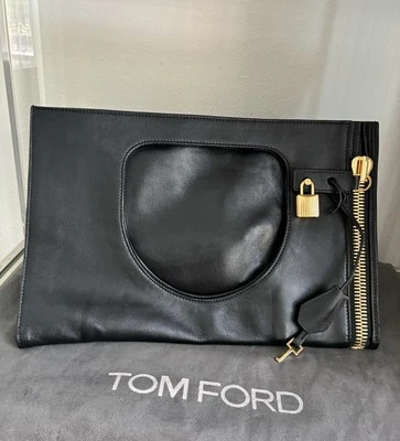 *NUEVO CON ETIQUETAS* Tom Ford 🖤 Bolso de mano/tote de piel de cordero plegado 🔒 ¡Lujo negro elegante! Foto 1 de 4
