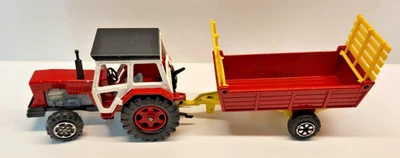 老式 Majorette 1/43 压铸农场拖拉机和干草车。 二手宽松 — 第 1/4 张图片