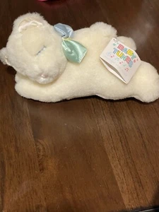 De colección Eden Laying Sleepy 12" Peluche Bebé Oso Pastel Musical Cuerda Cuna Canción - Imagen 1 de 9