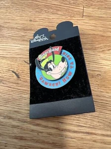 Disneyland Vintage Goofy Spinner Enamel Pin - “Gawrsh! How Ya Doin?” - Picture 1 of 2