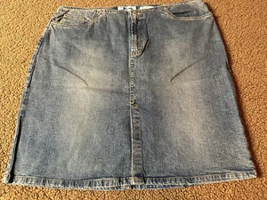 Old Navy Womens Blue Jean Skirt (Stretch) Size 16 (Some Distressing) - Picture 1 of 11