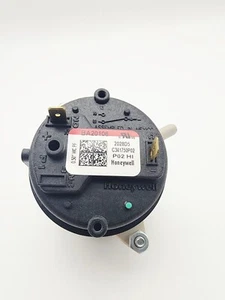 Honeywell BA20106 C341750P02 HIGH & LOW Furnace Air Pressure Switch WC PF - Picture 1 of 8