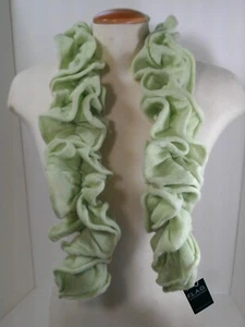NEW LIGHT GREEN WOOL AND ANGORA KNIT RUFFLE SCARF - Picture 1 of 3