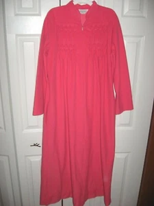 Womens Dark Pink KAYSER Zipperfront Fleece Robe Medium fw - Picture 1 of 1