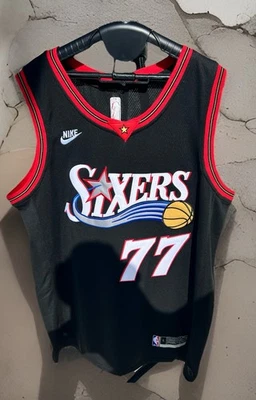 ¡NUEVO CON ETIQUETAS! Camiseta deportiva retro de novato VJ Edgecombe #77 Philly 76’ers ¡Swingman! S-3XL! Foto 1 de 3