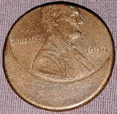 Lincoln Cent Penny Off Center Strike Error 1996 - Image 1 of 2