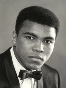 Muhammad Ali - Iconic Boxing Legend GOAT - 4x6 Glossy Printed Magnet - Picture 1 of 2