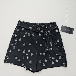 Las mejores ofertas en Pantalones cortos de poliéster negro Zara para  Mujeres | eBay