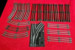 Mixed Lot of Lionel O-Scale Track and One Right Hand Switch Untested As-Is - Picture 1 of 12