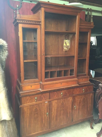 Beautiful Mahogany Two Piece Cover