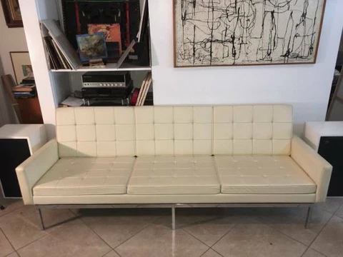 Vintage Mid-Century Florence Knoll 67A Sofa (circa 1961-1970) Cover