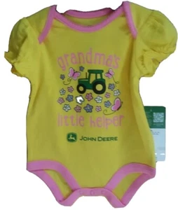 "John Deere niñas de una pieza amarillo y talla 3/6 ""LA PEQUEÑA AYUDANTE DE LA ABUELA"" - Imagen 1 de 2