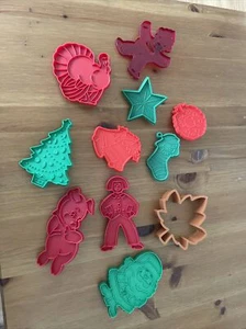 11 Vg Turkey Green Brown Red Plastic Cookie Cutter Thanksgiving Porky Pig Xmass - Picture 1 of 10