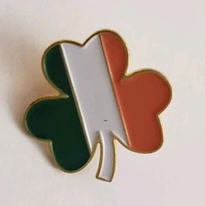Ireland Flag Shamrock Irish Hat Cap lapel Pin St Patrick's Day 🇮🇪 ☘ 🍀 - Picture 1 of 6