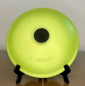 Le Creuset Kiwi Ombré #22 2-3/4 Quart Saucier Sauce Pan Lid ONLY France - Picture 1 of 8