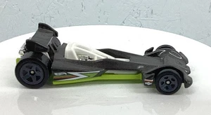 Tira de arrastre HW 2024 HOT WHEELS HOT WIRED GRIS OSCURO--SUELTA 1B13 - Imagen 1 de 3