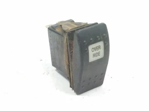 12 Can Am Commander 800R XT Over Ride Switch Control Button 1144R - Picture 1 of 6