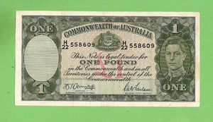 1942 TYPE AUSTRALIAN ARMITAGE / McFARLANE ONE POUND BANKNOTE #H22 558609 - Picture 1 of 2
