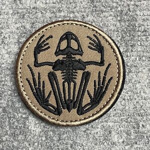 US NAVY SEAL EMBROIDERED 70mm ROUND SKULL FROG PATCH, BLACK LOGO ON TAN