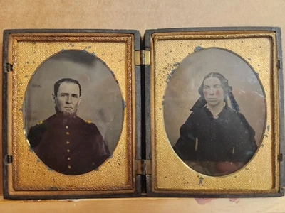 Unidentified Civil War Officer & wife tintypes. a rare Littlefield, Parsons case - Image 1 of 4